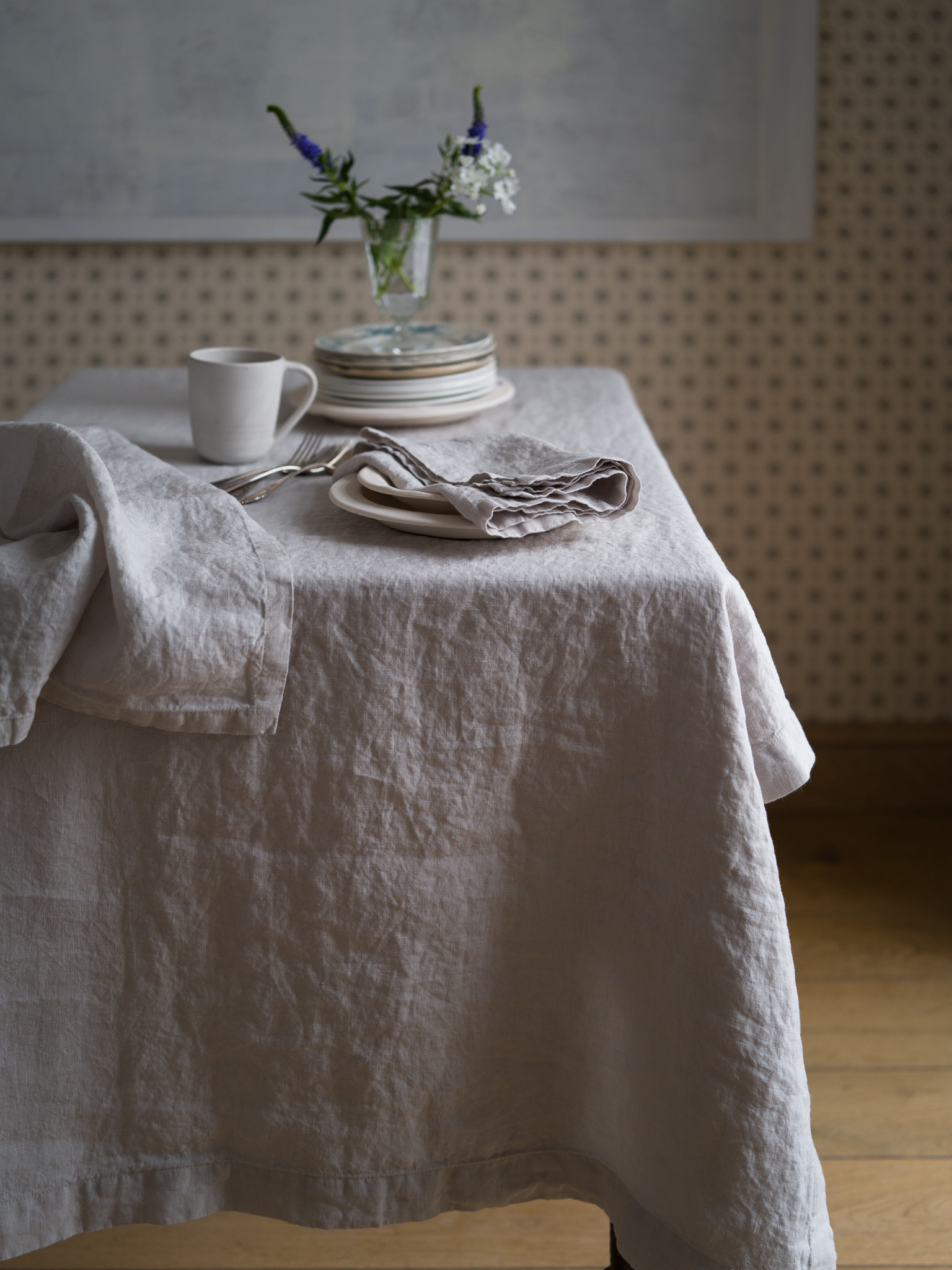 Linen-Tablecloth-Silver-Stone Washed